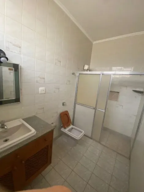 Alugar Casa / Padrão em Ribeirão Preto R$ 2.800,00 - Foto 4