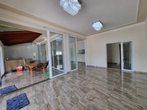 Casa condomínio / Padrão em Ribeirão Preto , Comprar por R$900.000,00