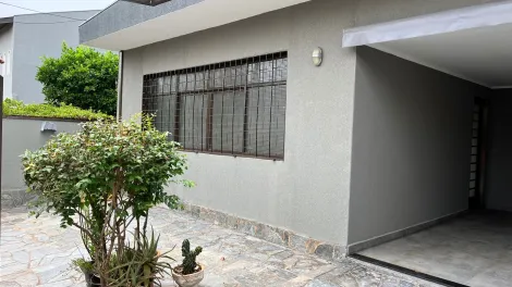 Alugar Casa / Padrão em Ribeirão Preto R$ 3.000,00 - Foto 2