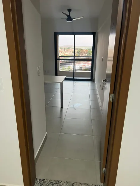 Apartamento / Padrão em Ribeirão Preto 