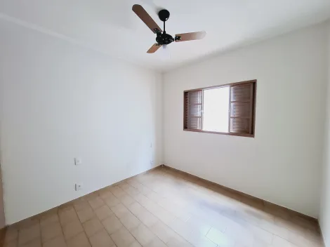 Alugar Casa / Padrão em Ribeirão Preto R$ 1.400,00 - Foto 12