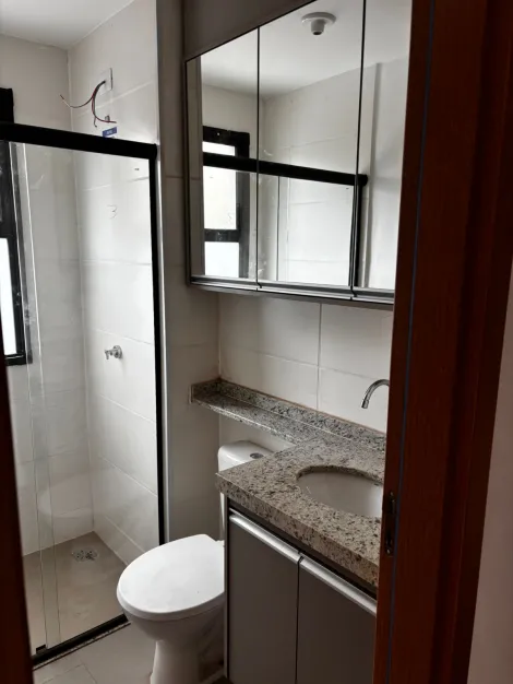 Alugar Apartamento / Padrão em Ribeirão Preto R$ 2.000,00 - Foto 9