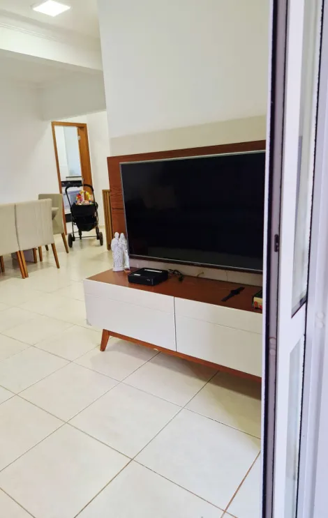 Alugar Apartamento / Padrão em Ribeirão Preto R$ 2.550,00 - Foto 4