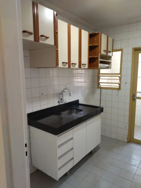 Alugar Apartamento / Padrão em Ribeirão Preto R$ 1.300,00 - Foto 6