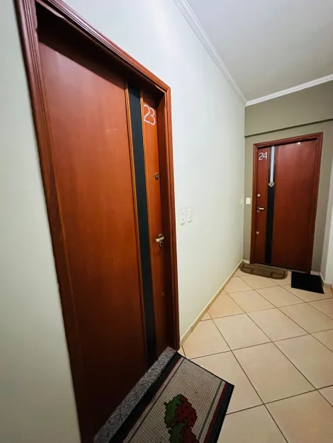 Alugar Apartamento / Padrão em Ribeirão Preto R$ 1.400,00 - Foto 18