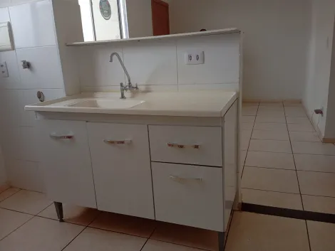 Alugar Apartamento / Padrão em Ribeirão Preto R$ 1.000,00 - Foto 3