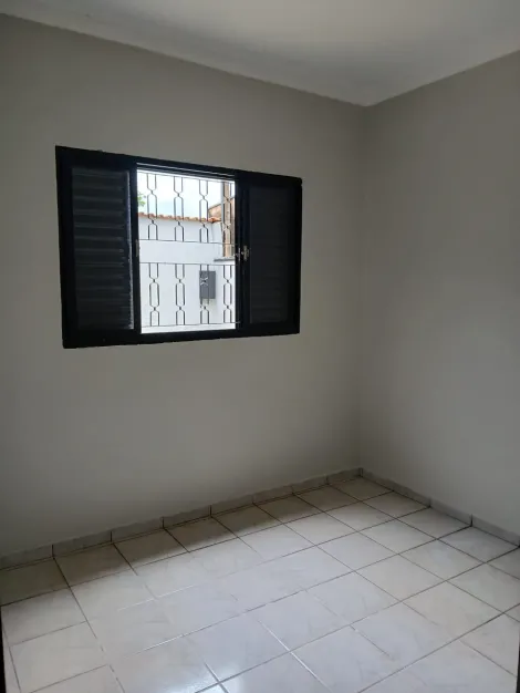 Alugar Casa / Padrão em Ribeirão Preto R$ 1.500,00 - Foto 11