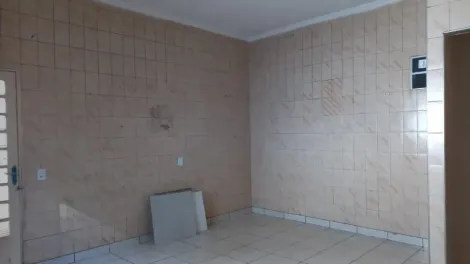 Alugar Casa / Padrão em Ribeirão Preto R$ 1.600,00 - Foto 4