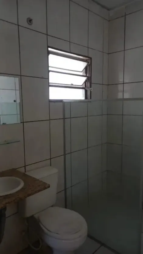 Alugar Casa / Padrão em Ribeirão Preto R$ 1.600,00 - Foto 9