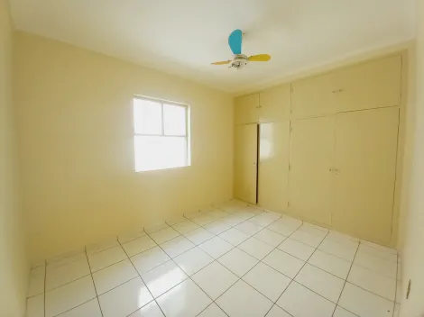 Alugar Casa / Padrão em Ribeirão Preto R$ 2.500,00 - Foto 12