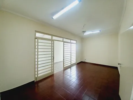 Alugar Casa / Padrão em Ribeirão Preto R$ 2.500,00 - Foto 2