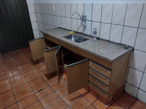 Alugar Casa / Padrão em Ribeirão Preto R$ 1.100,00 - Foto 7