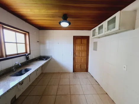 Alugar Casa / Padrão em Ribeirão Preto R$ 2.900,00 - Foto 11