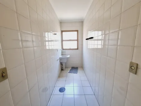 Alugar Apartamento / Padrão em Ribeirão Preto R$ 1.000,00 - Foto 9