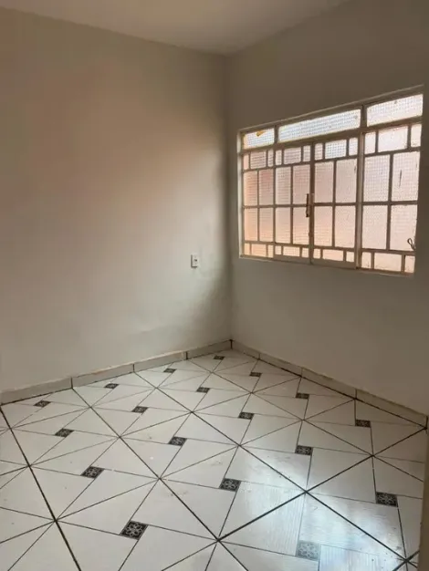 Comprar Casa / Padrão em Ribeirão Preto R$ 181.000,00 - Foto 5