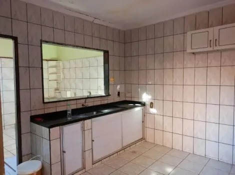 Alugar Casa / Padrão em Ribeirão Preto R$ 1.600,00 - Foto 9