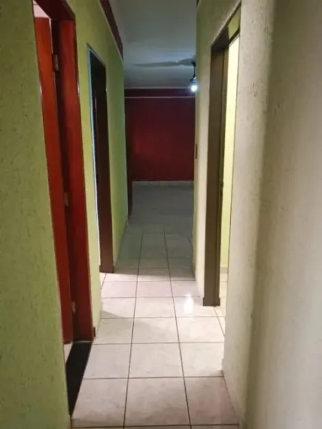 Alugar Casa / Padrão em Ribeirão Preto R$ 1.600,00 - Foto 4