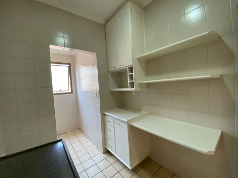 Alugar Apartamento / Padrão em Ribeirão Preto R$ 1.550,00 - Foto 13