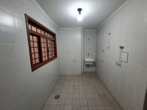 Alugar Apartamento / Padrão em Ribeirão Preto R$ 1.600,00 - Foto 4