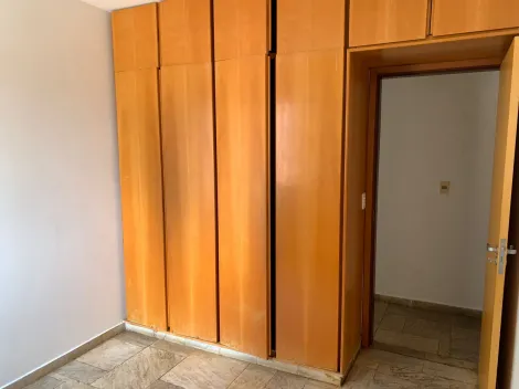 Alugar Apartamento / Padrão em Ribeirão Preto R$ 1.400,00 - Foto 12