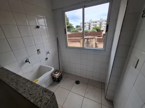 Alugar Apartamento / Padrão em Ribeirão Preto R$ 1.200,00 - Foto 5