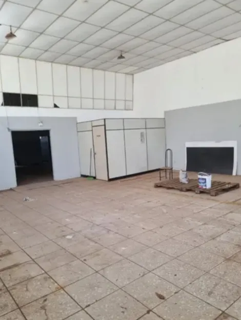 Alugar Comercial padrão / Salão em Ribeirão Preto R$ 2.500,00 - Foto 2