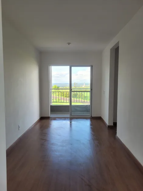 Apartamento / Padrão em Ribeirão Preto Alugar por R$1.100,00