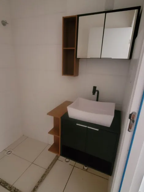 Alugar Apartamento / Padrão em Ribeirão Preto R$ 1.200,00 - Foto 5