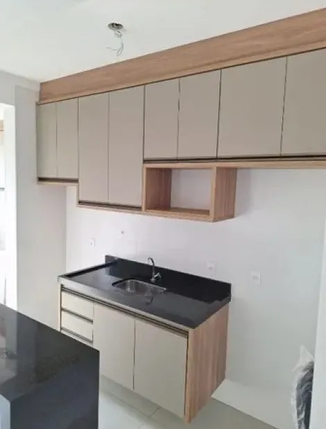 Alugar Apartamento / Padrão em Ribeirão Preto R$ 1.760,00 - Foto 2