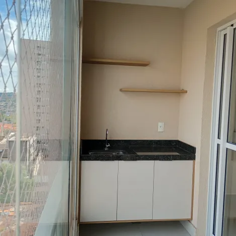 Alugar Apartamento / Padrão em Ribeirão Preto R$ 2.400,00 - Foto 2