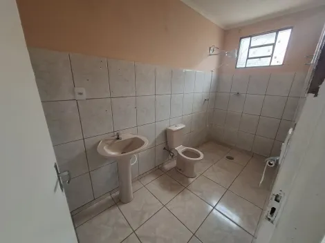 Alugar Casa / Padrão em Ribeirão Preto R$ 1.800,00 - Foto 6