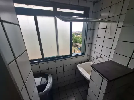 Alugar Apartamento / Padrão em Ribeirão Preto R$ 1.300,00 - Foto 6