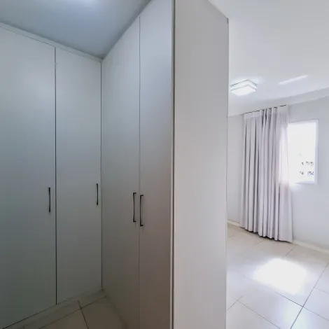 Alugar Apartamento / Padrão em Ribeirão Preto R$ 2.750,00 - Foto 11