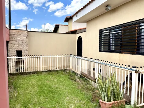 Casa / Padrão em Ribeirão Preto , Comprar por R$800.000,00