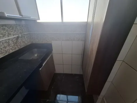 Alugar Apartamento / Padrão em Ribeirão Preto R$ 1.400,00 - Foto 7