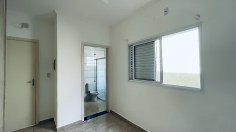 Alugar Casa / Padrão em Ribeirão Preto R$ 1.600,00 - Foto 10