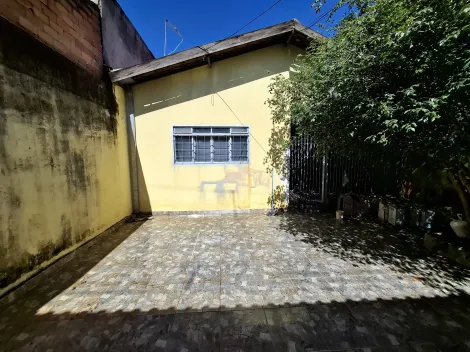 Alugar Casa / Padrão em Ribeirão Preto R$ 1.705,00 - Foto 2