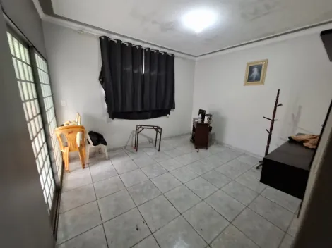 Alugar Casa / Padrão em Ribeirão Preto R$ 1.705,00 - Foto 5