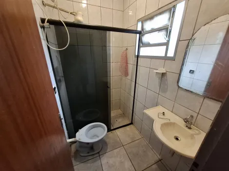 Alugar Casa / Padrão em Ribeirão Preto R$ 1.705,00 - Foto 8