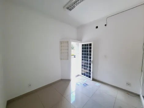 Comercial padrão / Salão em Ribeirão Preto Alugar por R$2.200,00