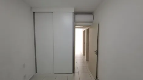 Alugar Apartamento / Padrão em Ribeirão Preto R$ 3.000,00 - Foto 12