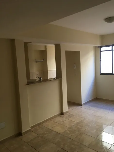 Alugar Apartamento / Padrão em Ribeirão Preto R$ 1.000,00 - Foto 2