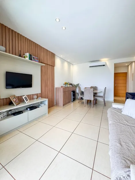 Comprar Apartamento / Padrão em Ribeirão Preto R$ 469.000,00 - Foto 3