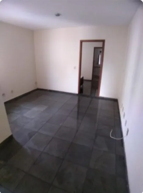 Apartamento / Padrão em Ribeirão Preto Alugar por R$680,00