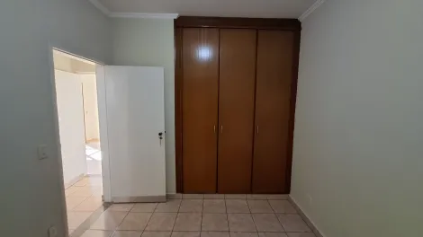 Alugar Apartamento / Padrão em Ribeirão Preto R$ 1.200,00 - Foto 9