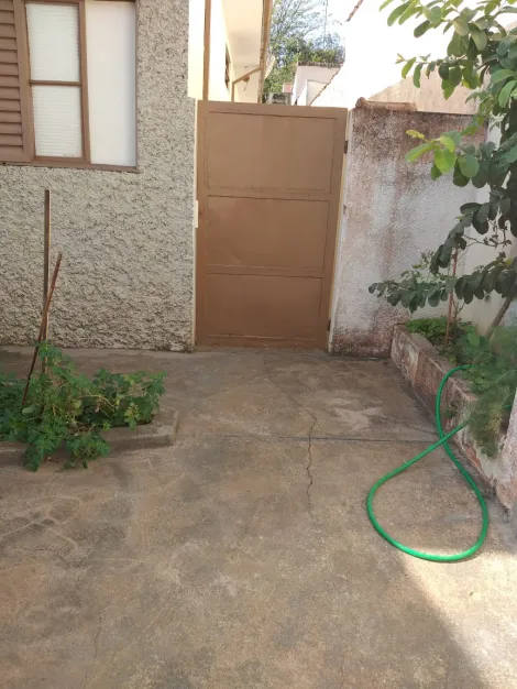 Comprar Casa / Padrão em Franca R$ 650.000,00 - Foto 2