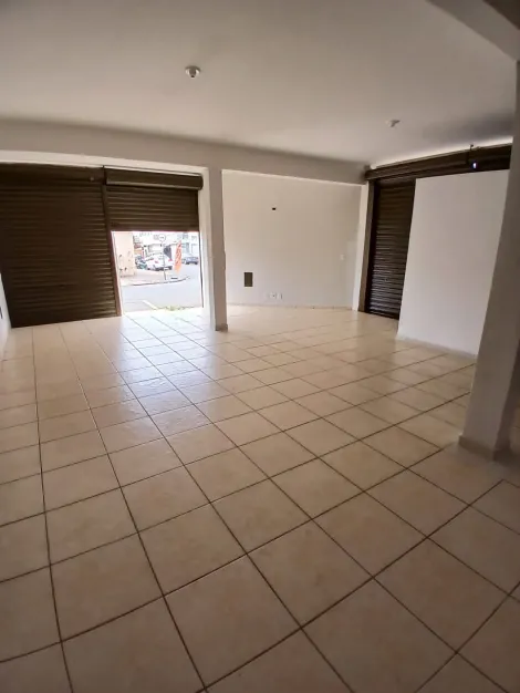 Alugar Comercial padrão / Salão em Ribeirão Preto R$ 3.500,00 - Foto 3