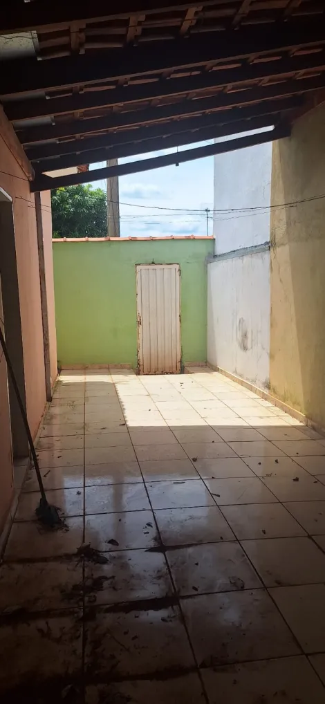 Comprar Casa / Padrão em Jardinópolis R$ 310.000,00 - Foto 3