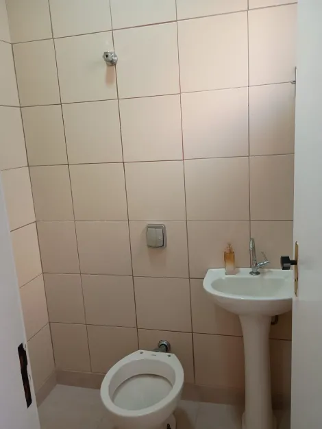 Alugar Apartamento / Padrão em Ribeirão Preto R$ 2.000,00 - Foto 14