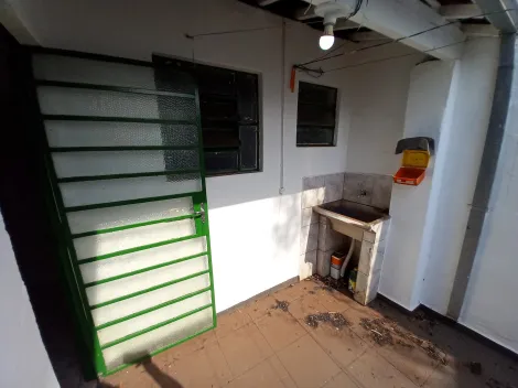 Alugar Casa / Padrão em Ribeirão Preto R$ 980,00 - Foto 8